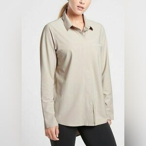 Athleta Urbanite Top Beige Long Sleeve travel Performance stretch career wear